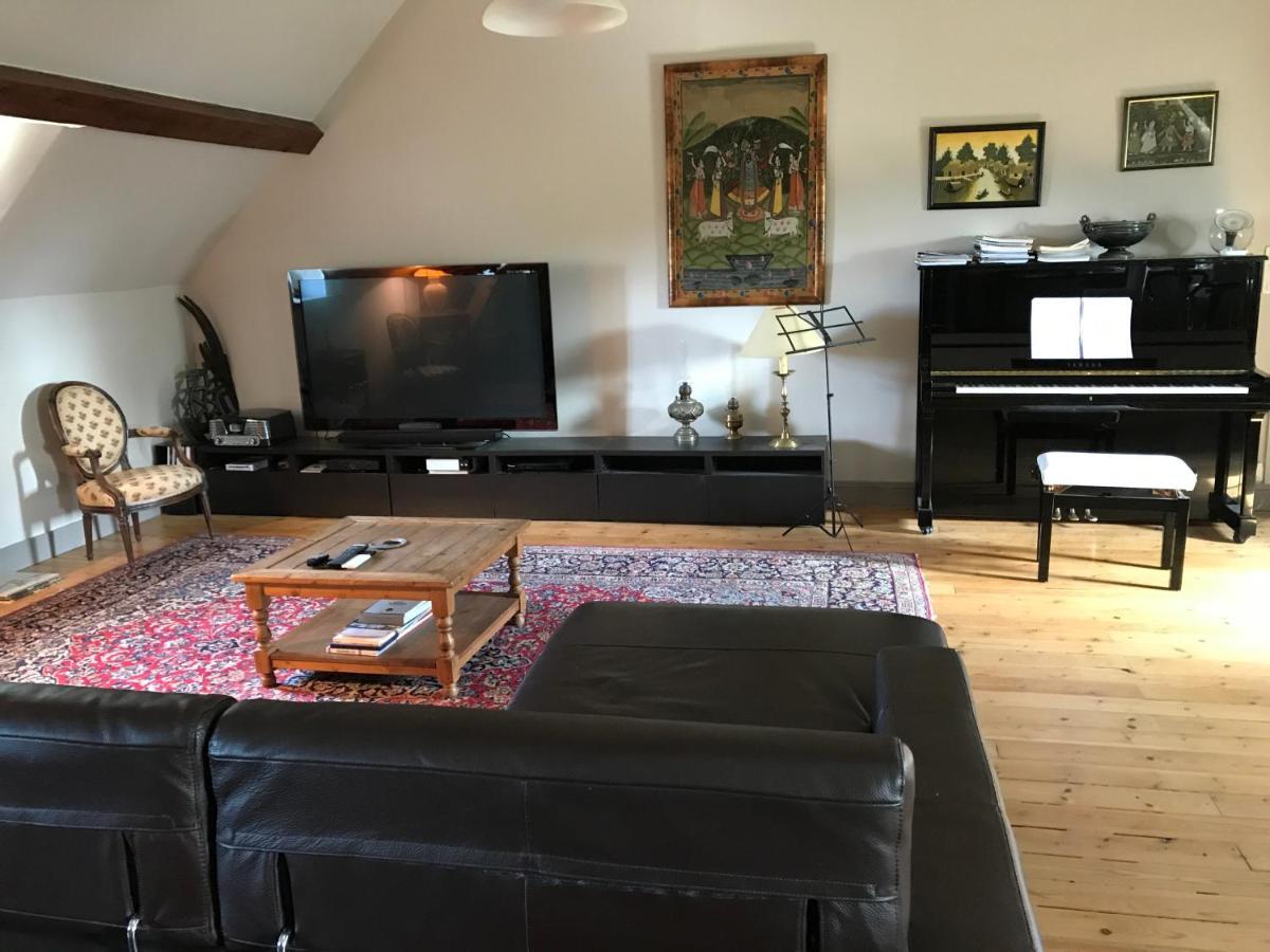 Le Donjon D'Anthon Bed & Breakfast Екстериор снимка